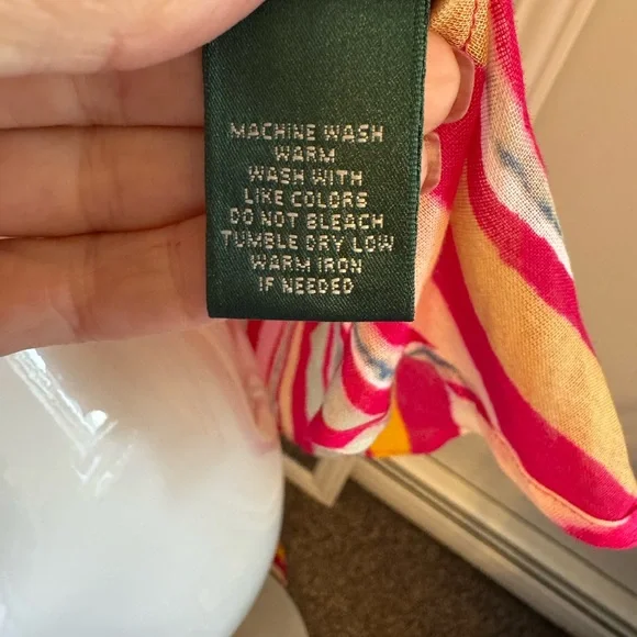 Lauren Ralph NWTS Multi Pink Sleeveless Ruffle Wrap Top Deep Vneck Size Small - Picture 11 of 12